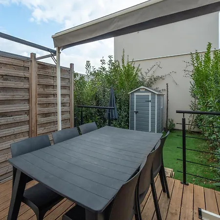 In With Garden *
